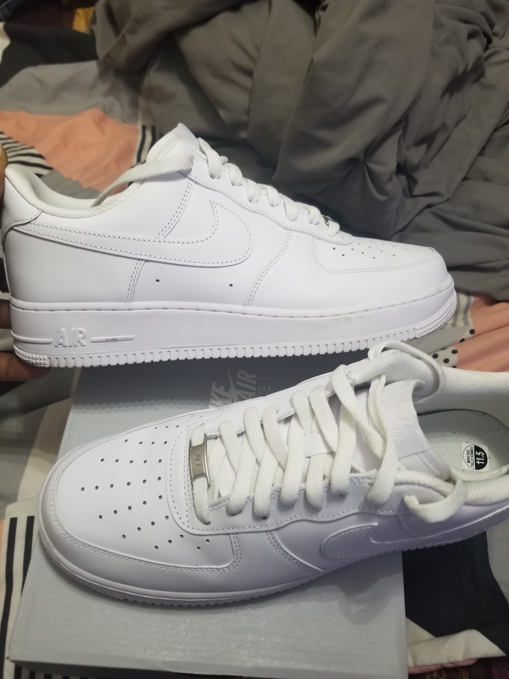 Nike White Low-Top Leather Sneakers - Picture 2 of 4